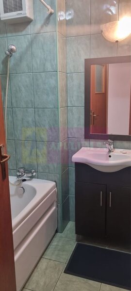 Garsoniera,bloc 2010,et.3/15,37 mp,zona D-na Ghica